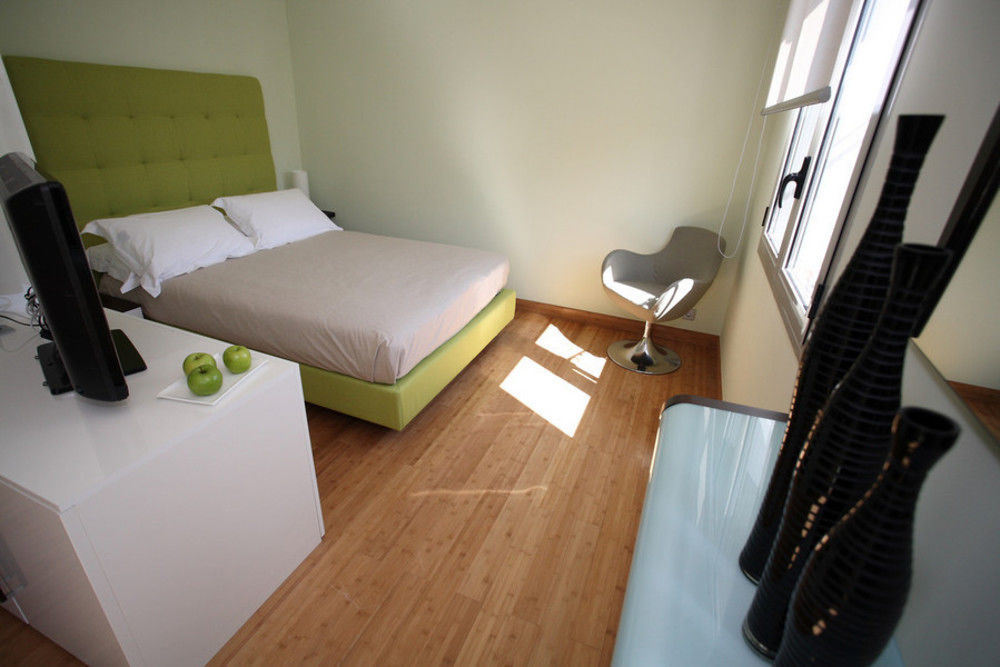 Mandara Hotel อองทีบส์ ภายนอก รูปภาพ